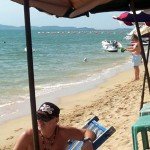 Rentner in Pattaya am Strand